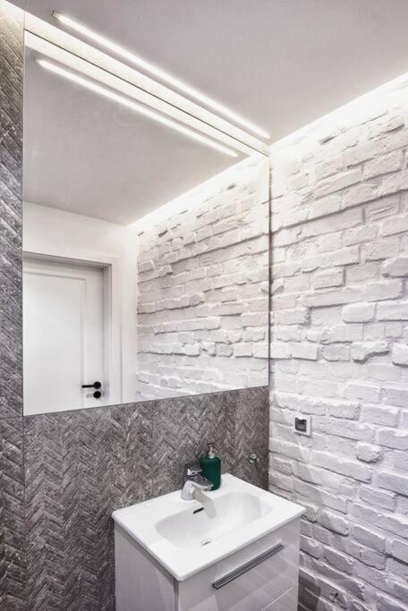Archirent Apartament Warynskiego غدانسك المظهر الخارجي الصورة